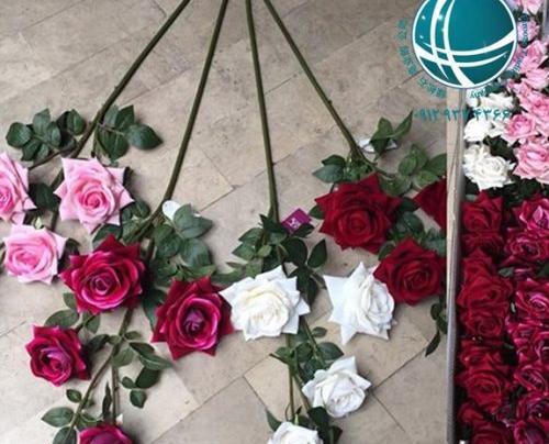 عکس گل رز مصنوعی