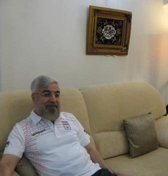 عکس حسن روحانی بدون عمامه