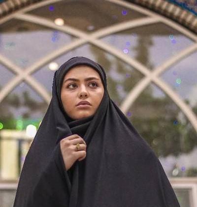 عکس های ریحانه پارسا با چادر