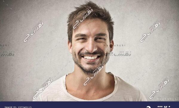 عکس لبخند مرد