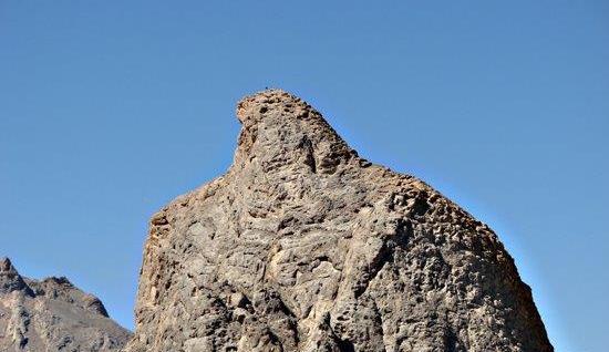 عکس کوه عقاب یزد