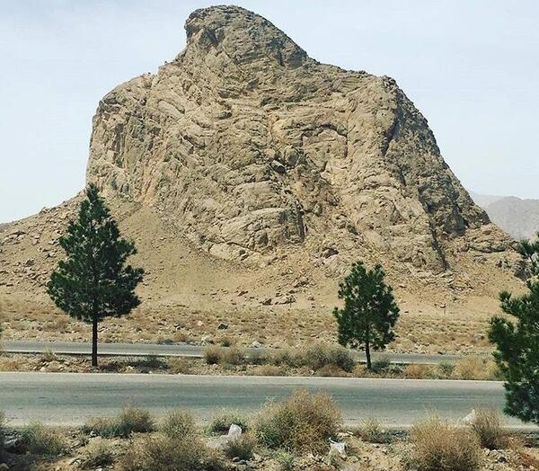 عکس کوه عقاب یزد