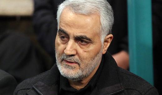 عکس قرآن حاج قاسم سلیمانی