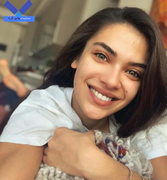 عکس ایلول همسرش