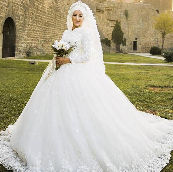 عکس لباس عروس حجابی