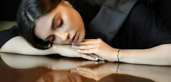عکس یه دختر غمگین برای پروفایل
