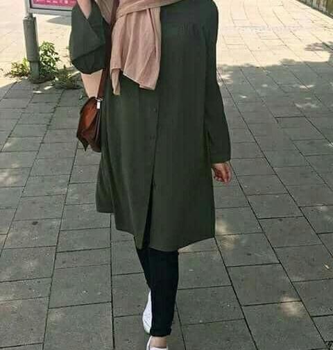 عکس مانتو بلند دانشجویی