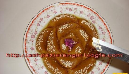 عکس تزیین حلوا با گل رز