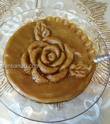 عکس تزیین حلوا با گل رز