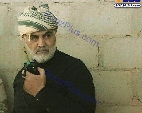 عکس ساده حاج قاسم سلیمانی