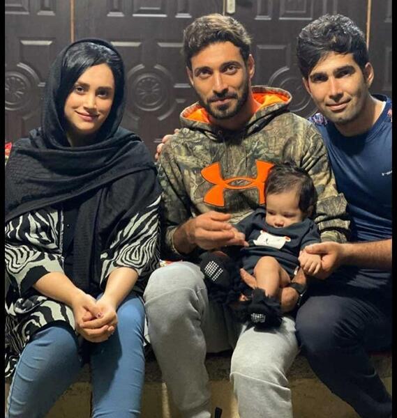 عکس خلیل زاده و همسرش