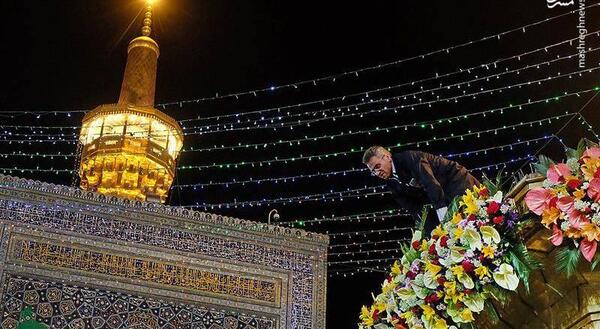 عکس حرم امام رضا با گل