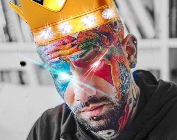 عکس صورت تتلو با تتو