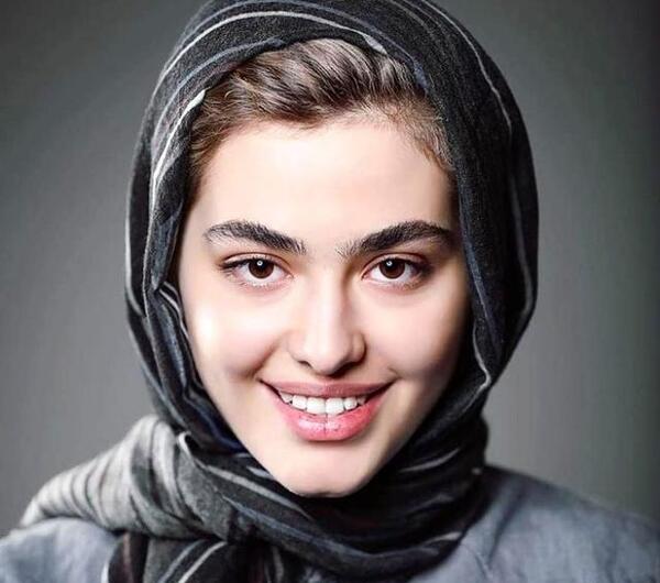 عکس ریحانه محمودی