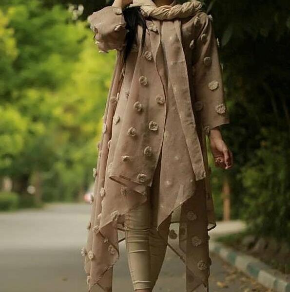 عکس مدل مانتو جلو باز قهوه ای