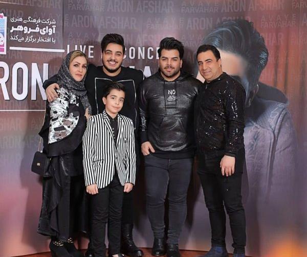 عکس نوشته سوگند به لبخند تو دل من بند تو