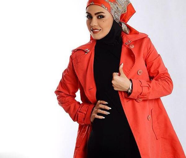عکس آزاده زارعی بی حجاب