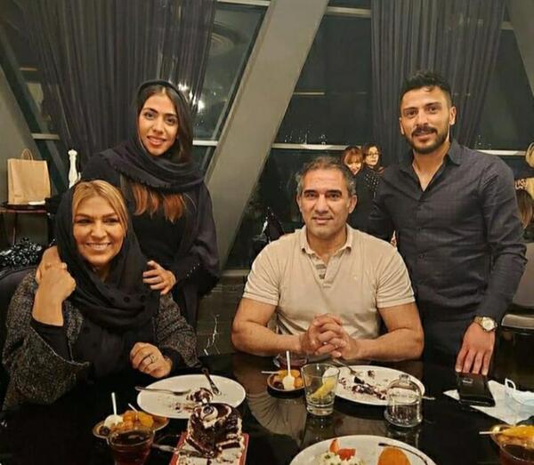 عکس احمد عابدزاده و همسرش