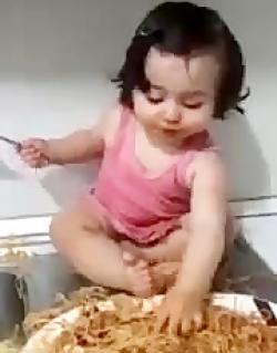 عکس طنز غذا خوردن
