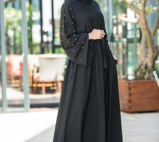 عکس مدل مانتو بلند و کلوش