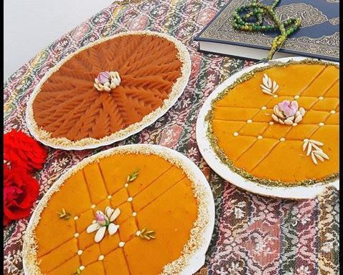 عکس تزیین حلوا با پودر نارگیل