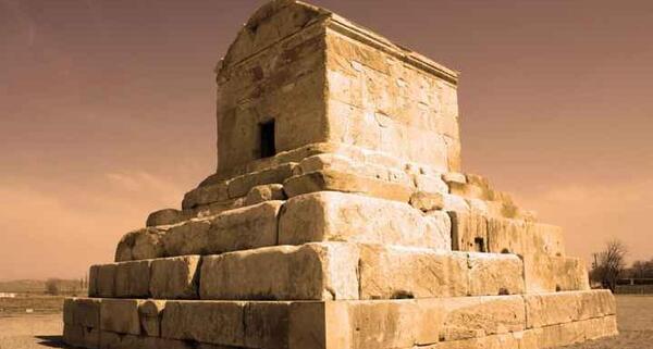 عکس کعبه کوروش