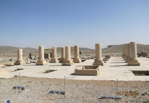 عکس کعبه کوروش