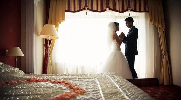 عکس شب اول عروسی چقدر درد