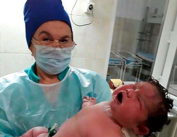 عکس بچه غول