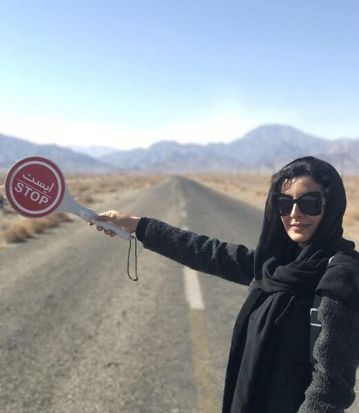 عکس بچگی ساره بیات