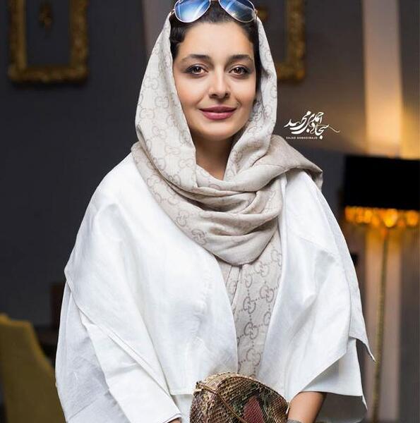 عکس بچگی ساره بیات