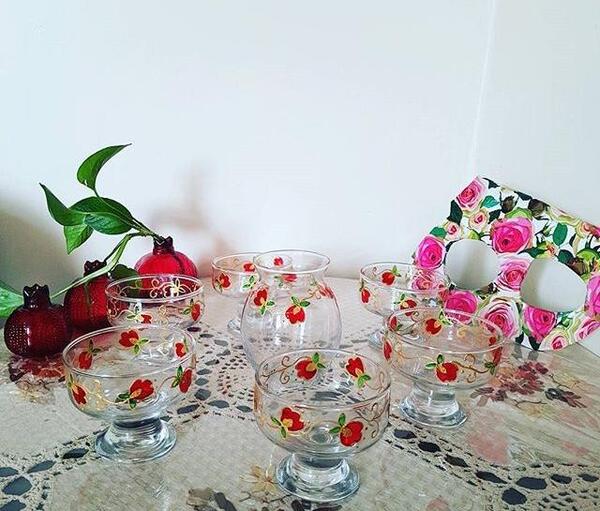 عکس سفره هفت سین با لیوان شراب خوری