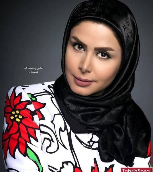 عکسهای لو رفته مبینا نصیری