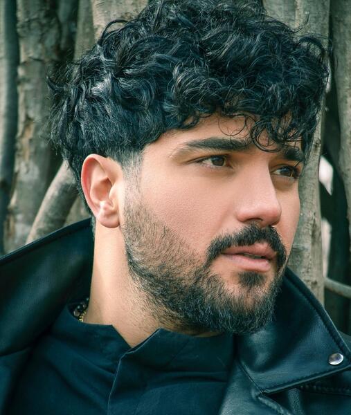 عکس گریه سینا مهراد