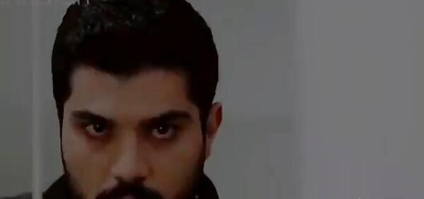 عکس گریه سینا مهراد