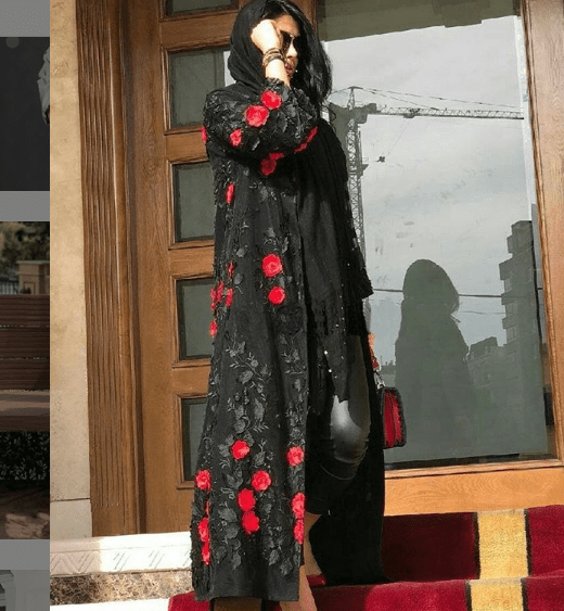 عکس مدل مانتو بلند قرمز مشکی