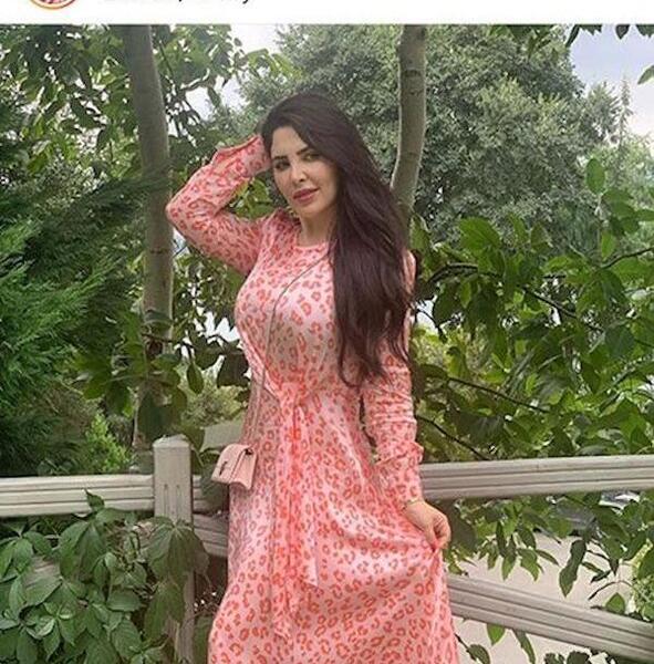 عکس از غزل سادات خواننده