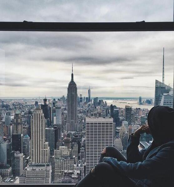 عکس استیکر غمگین بدون متن