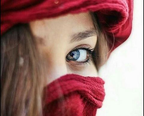عکس دخترونه قرمز شاخ
