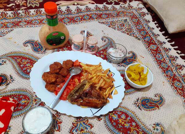 عکس غذا تبادل نظر