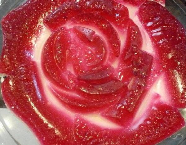 عکس از ژله گل رز