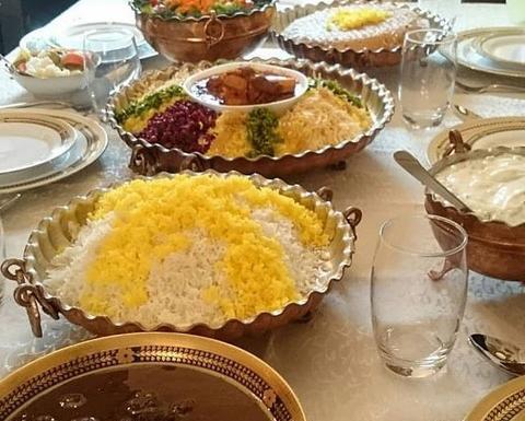 عکس پخت غذا در ظروف مسی