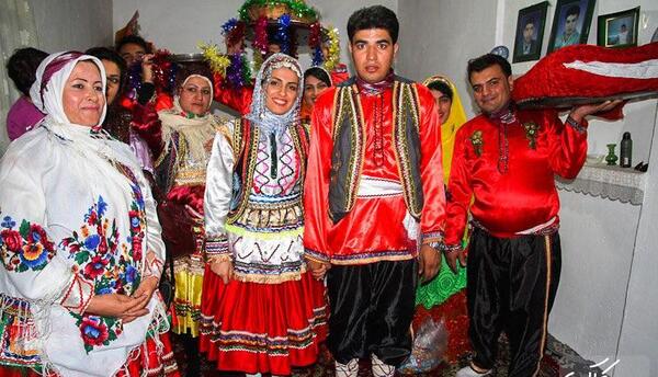 عکس بهاره جمشیدی خواننده کرمانج