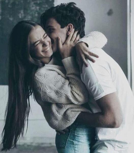عکسهای بوسه عاشقانه دونفره