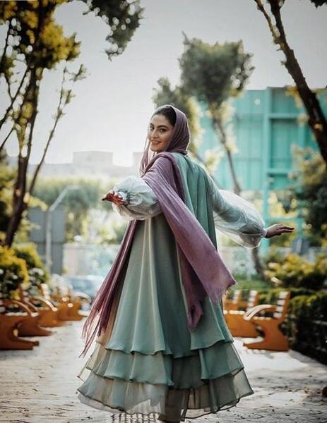 عکس پریناز در سریال سرزده