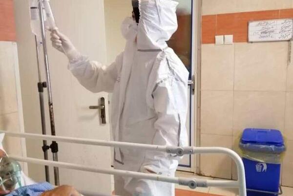 عکس پسر روی تخت بیمارستان صورتش مشخص نباشد