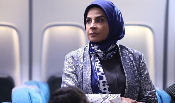 عکس امین زندگانی در خانه امن