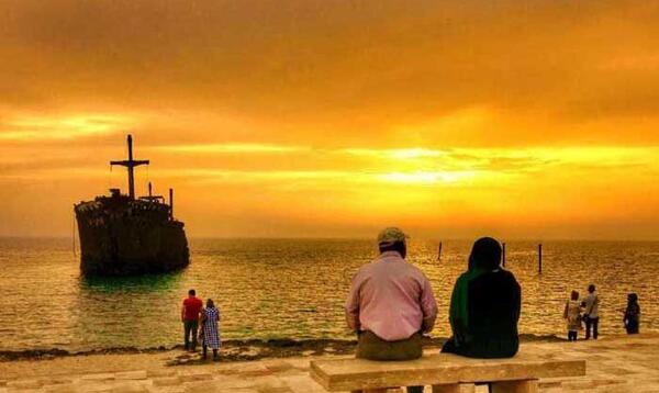 عکس دریا کیش در شب
