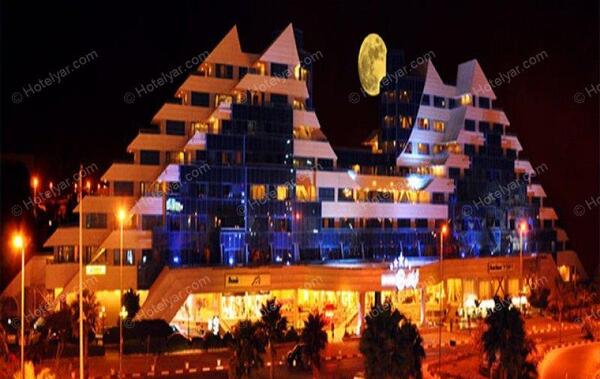 عکس دریا کیش در شب