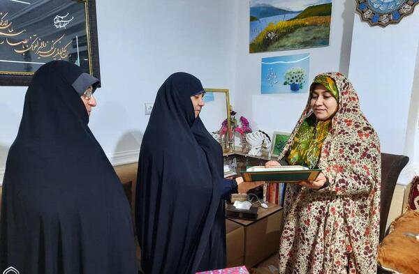 عکس رقیه محمدیان